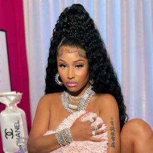 Meet your Posher, Mikah